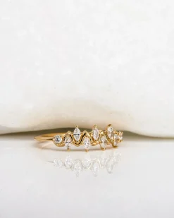Artemer Floating Marquise Band