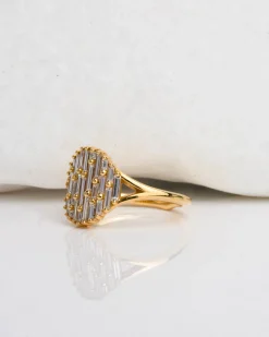 Artemer The Light Catcher Ring