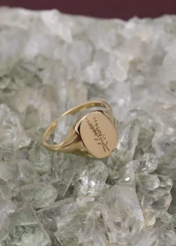 Claus Lavender Signet Ring