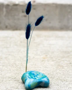 Concrete Cat Wavy Incense Holder