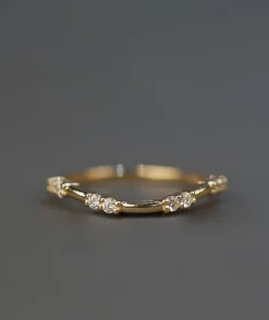 Dallas Maynard Diamond Curved Band