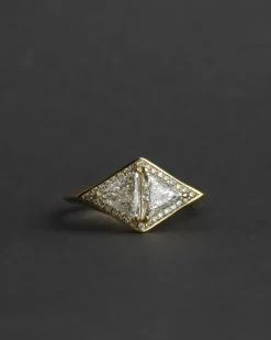 Digby & Iona Petite Brilliant Divya Ring