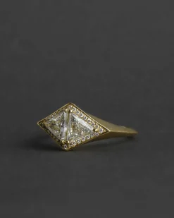 Digby & Iona Petite Brilliant Divya Ring