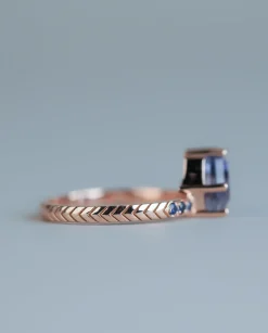 Digby & Iona Shield Kira Ring