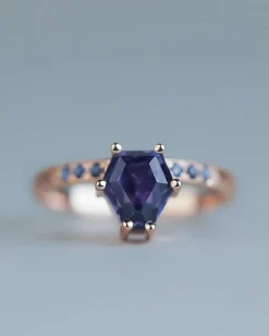 Digby & Iona Shield Kira Ring