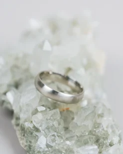 Eden Philippa 5Mm Half Round Band