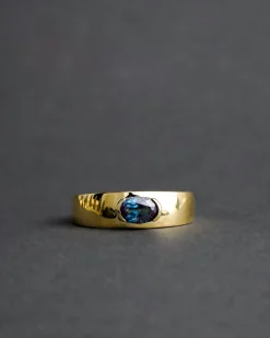 Lindsay Lewis Alexandrite Wide Band Solitaire