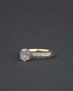 Rokosz Oval Diamond Ring