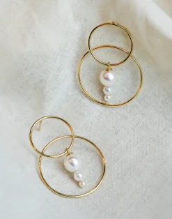 White/Space Triple Pearl Scarpa Earrings